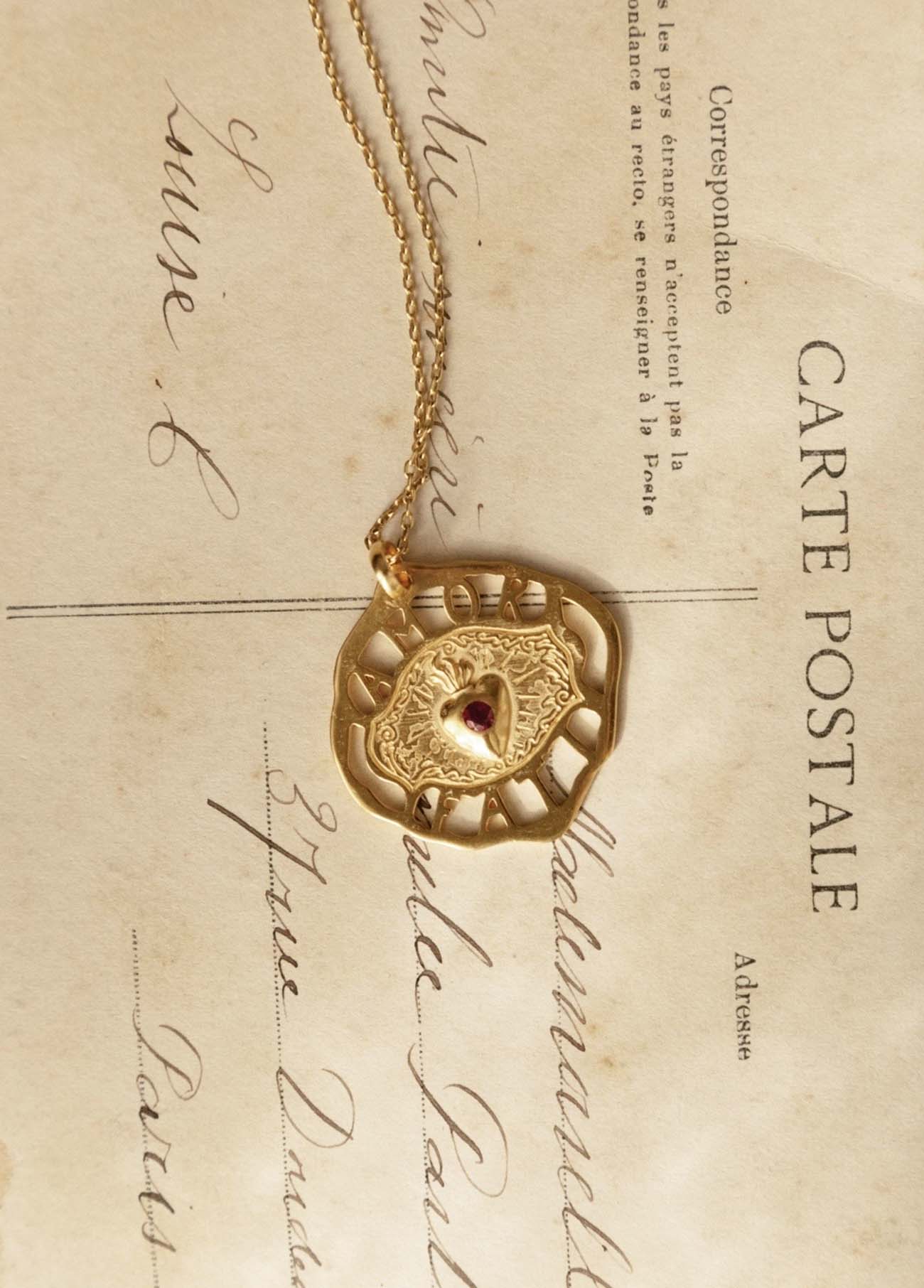 COLLAR Alhaja Cultstore Amor Fati