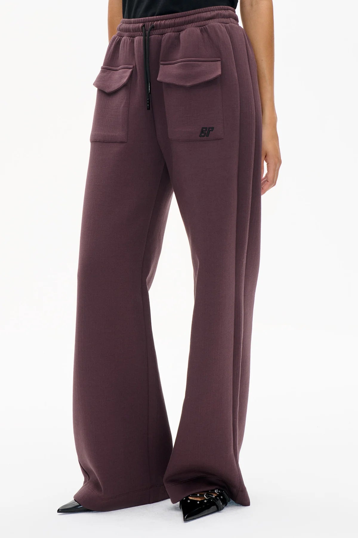 PANTALÓN Baum und Pferdgarten AW25 Jasmina burgundy