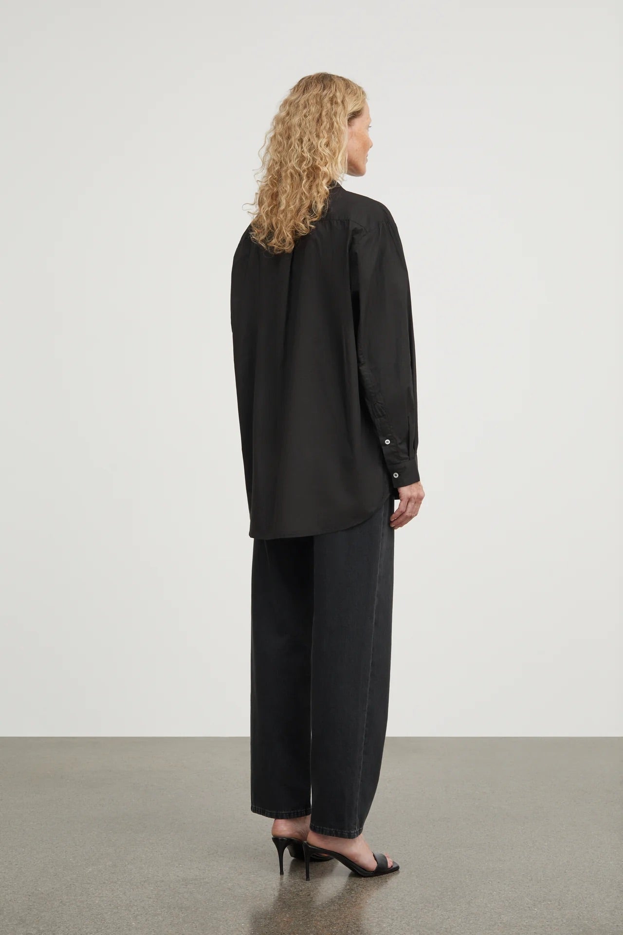 CAMISA Skall Studio AW25 Edgar black