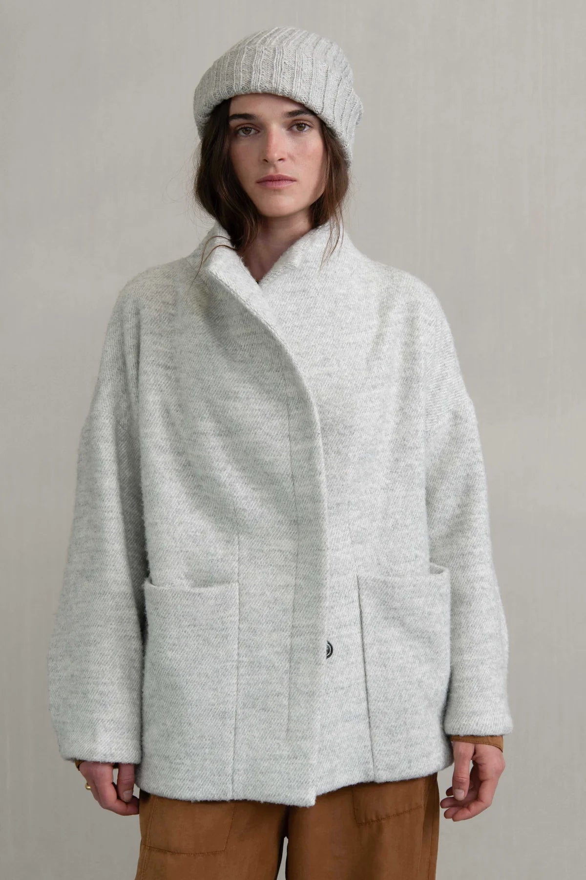 ABRIGO Humanoid AW25 Talus marble