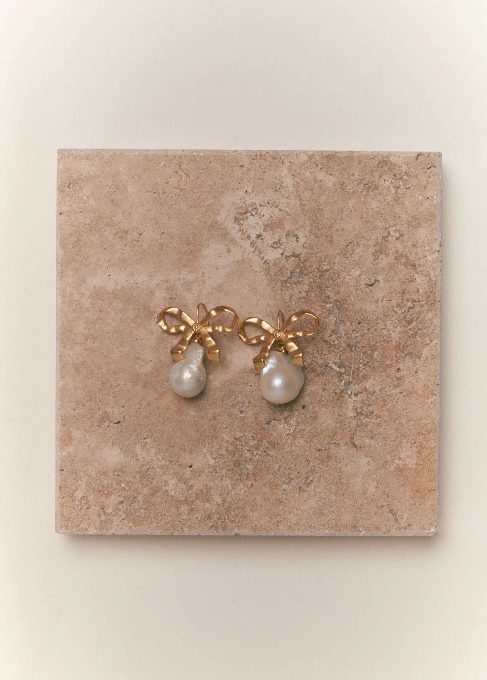 PENDIENTES Alhaja Flavia perla