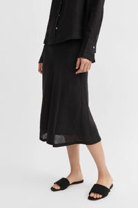 FALDA Skall Studio SS25 Fiona black