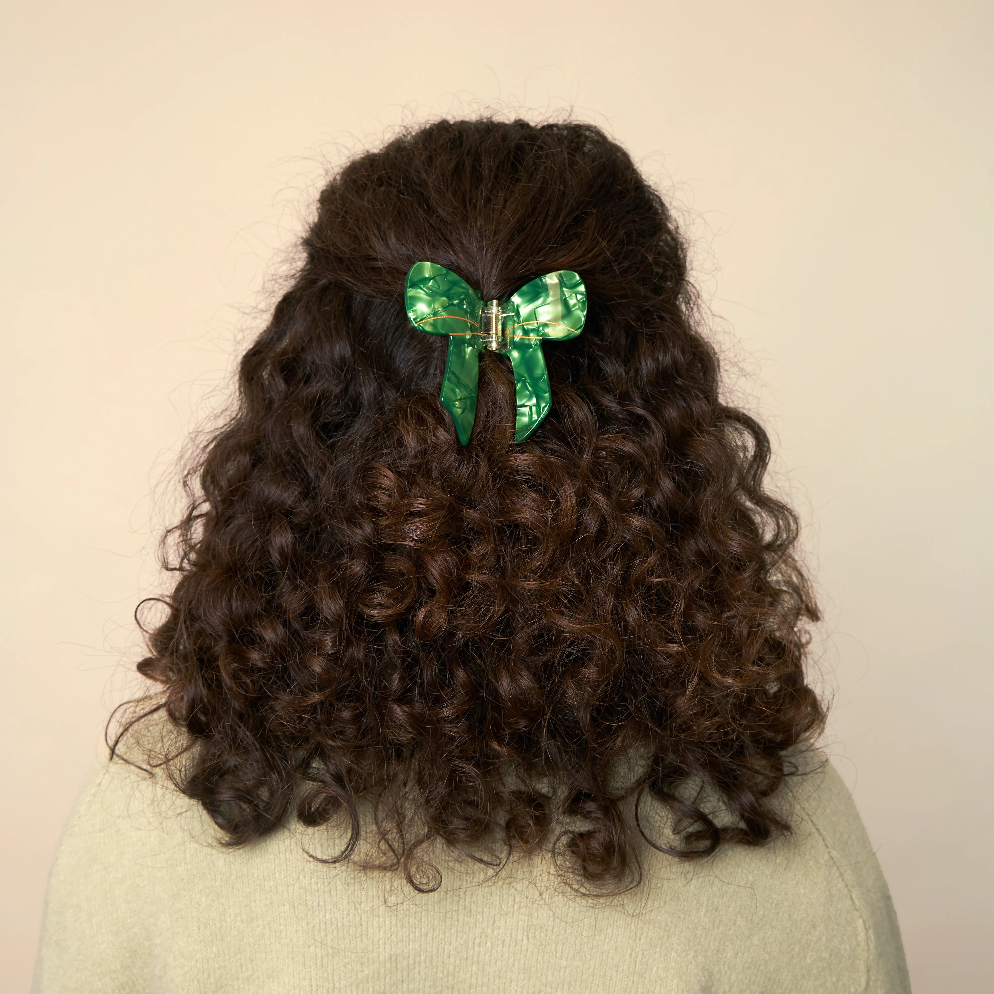 PINZA de pelo GREEN RIBBON