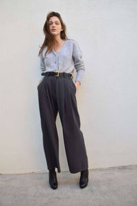 PANTALONES The Avant AW25 Man gris