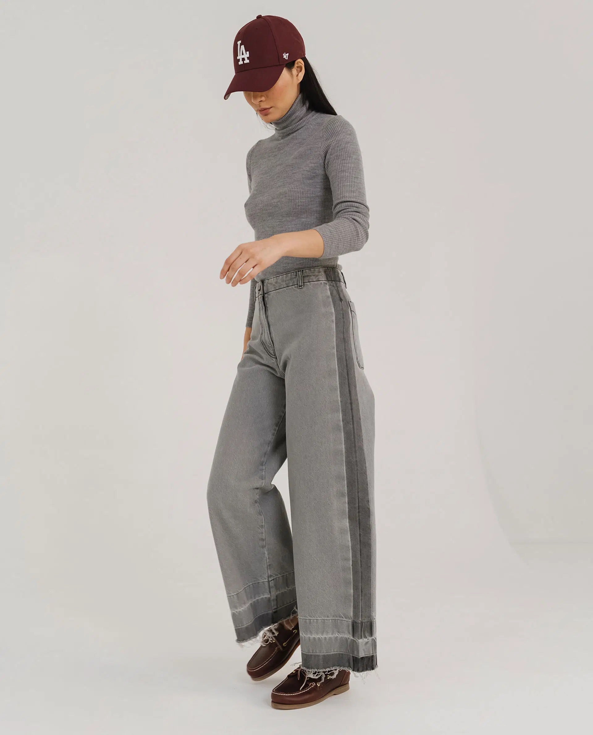 JEANS, DENIM Tinsels AW25 Dust Moovie souris