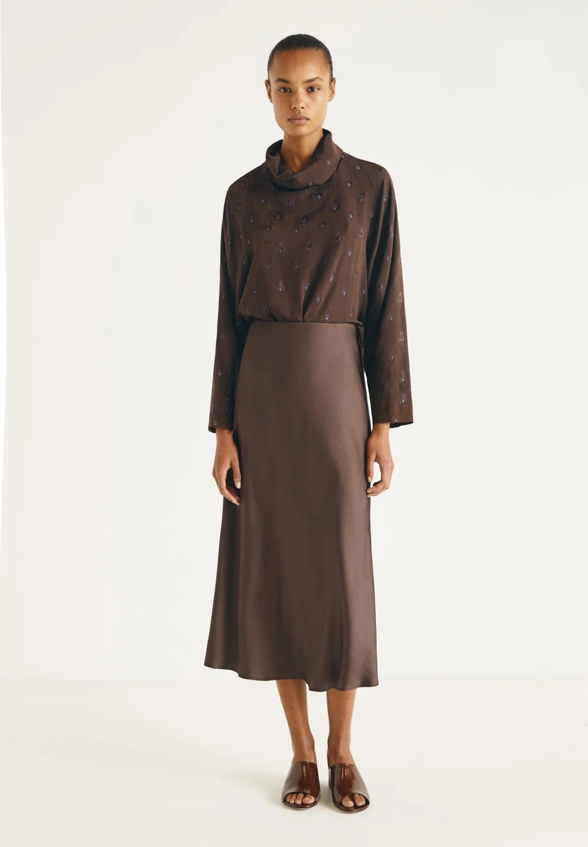 FALDA Masscob AW25 Brazille Havana