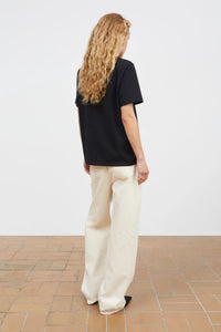 CAMISETA Skall Studio AW25 Loui regular black