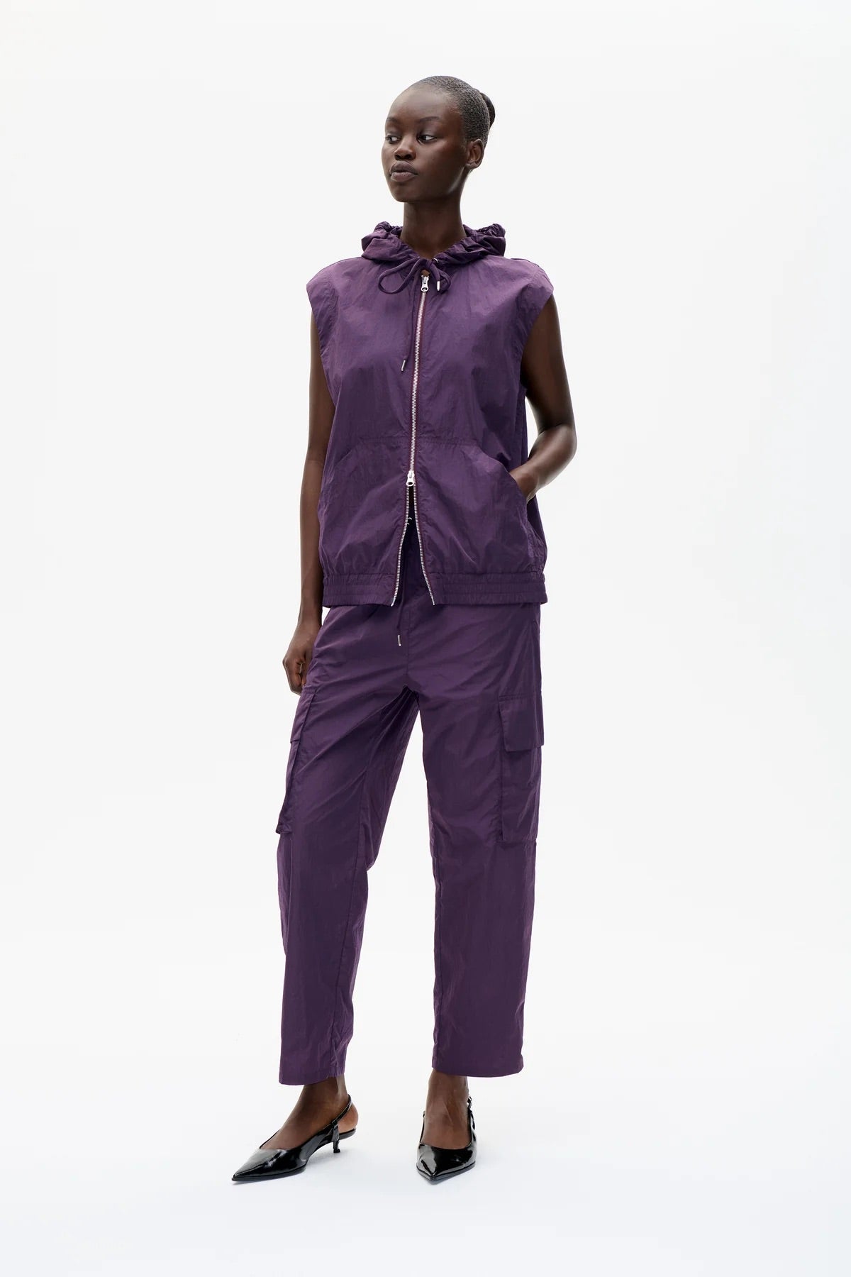 CHALECO Baum und Pferdgarten AW25 Becky plum