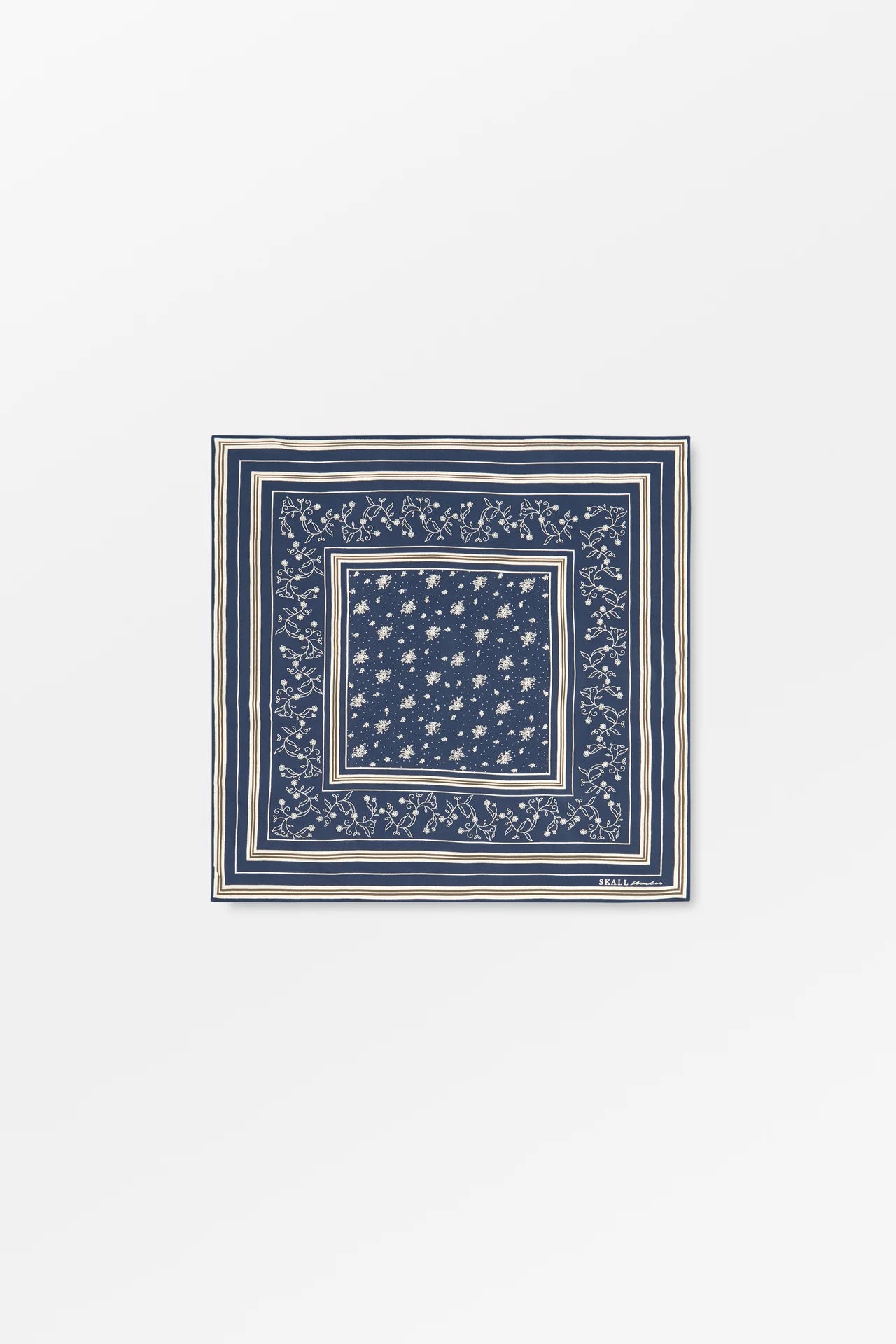 PAÑUELO, BANDANA Skall Studio AW25 classic 55x55 navy
