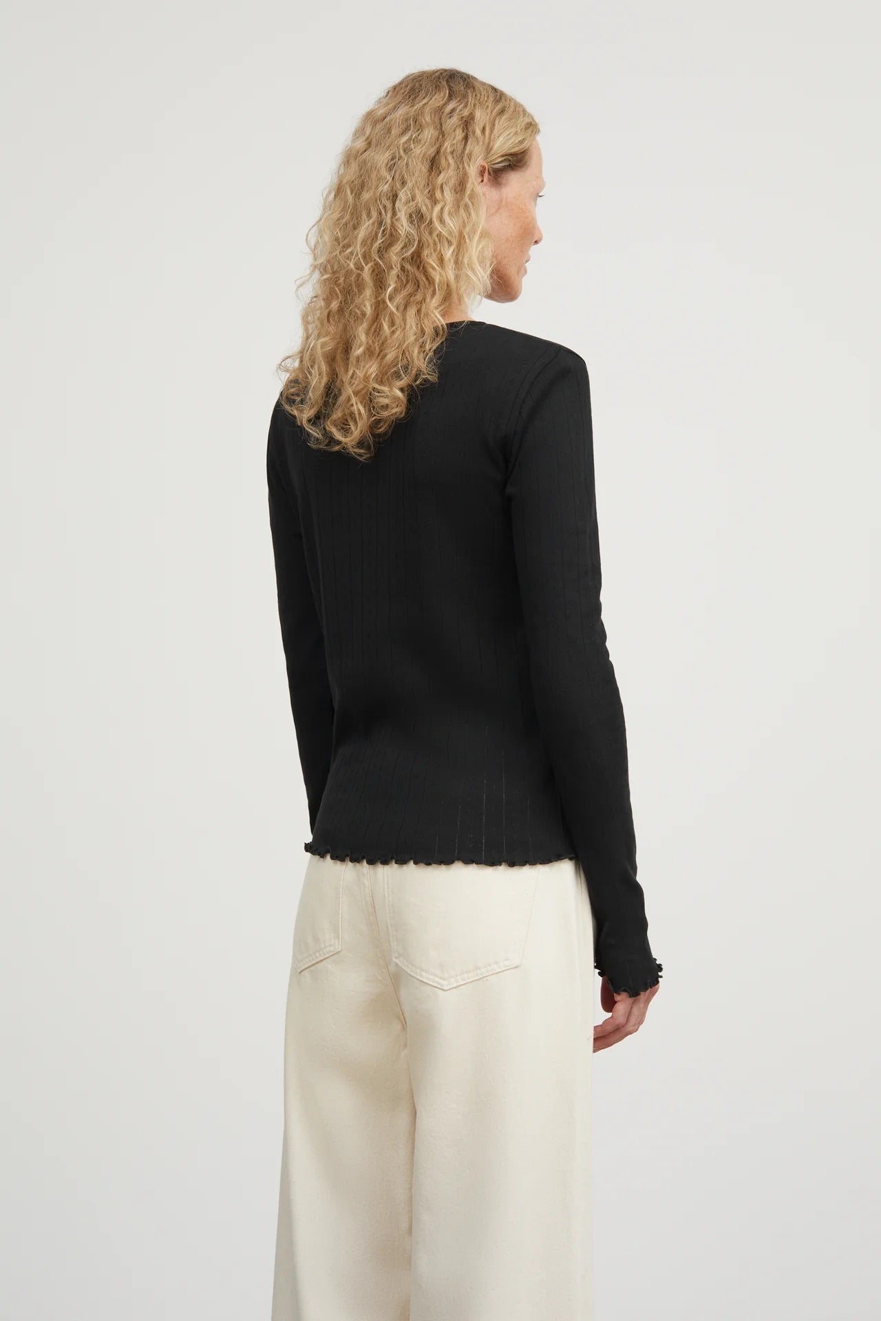 CAMISETA, CÁRDIGAN Skall Studio AW25 Edie black