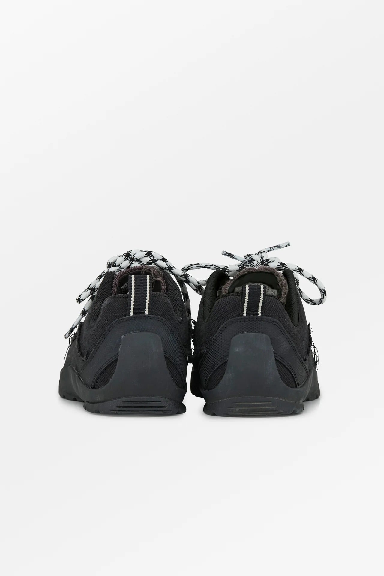 DEPORTIVAS Skall Studio Jasper sneaker black