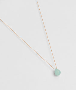 COLLAR Une a Une Goutte calcedoine