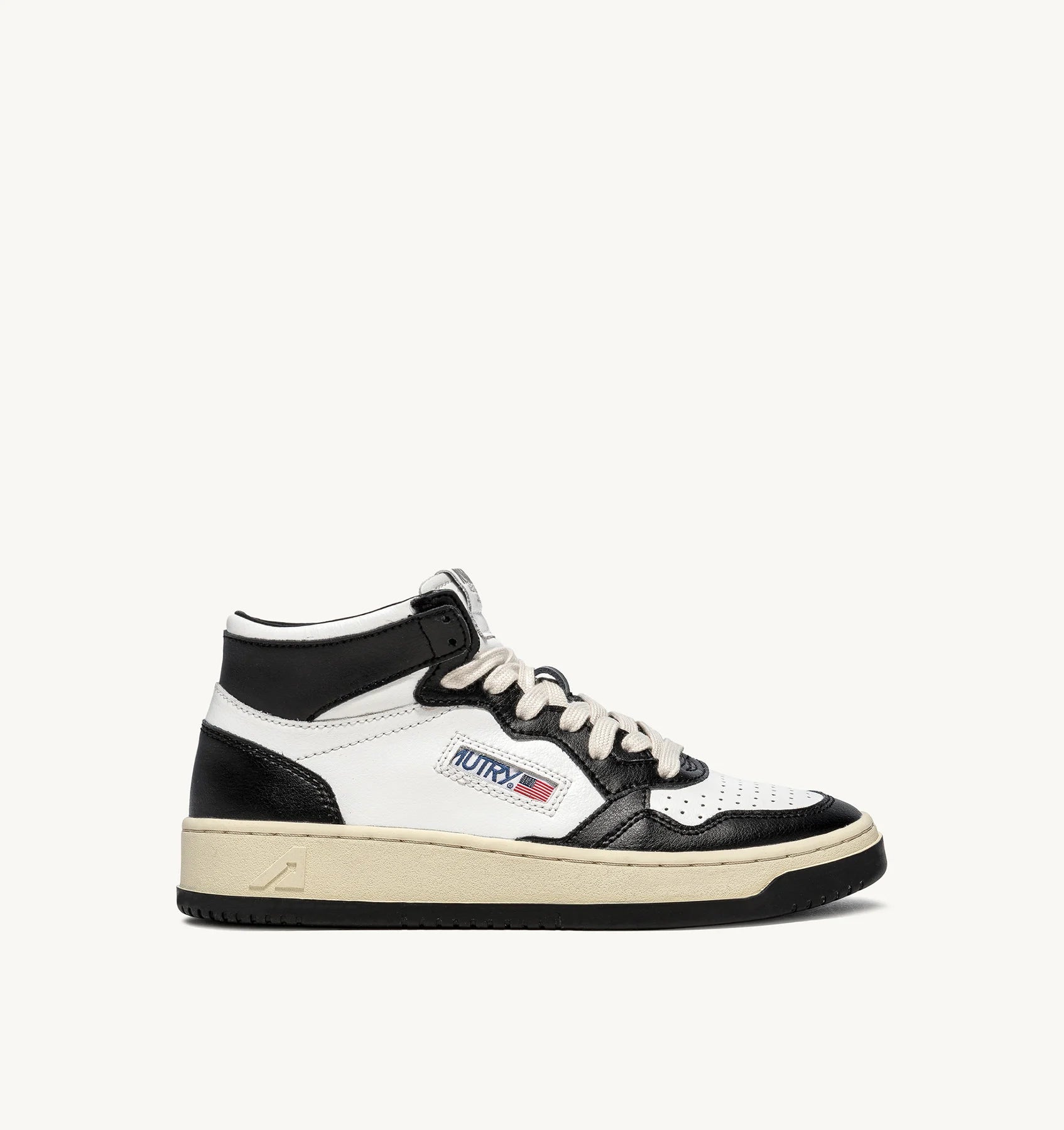 DEPORTIVAS Autry AW23 TWO-TONE MEDALIST MID SNEAKERS IN LEATHER COLOR WHITE AND BLACK