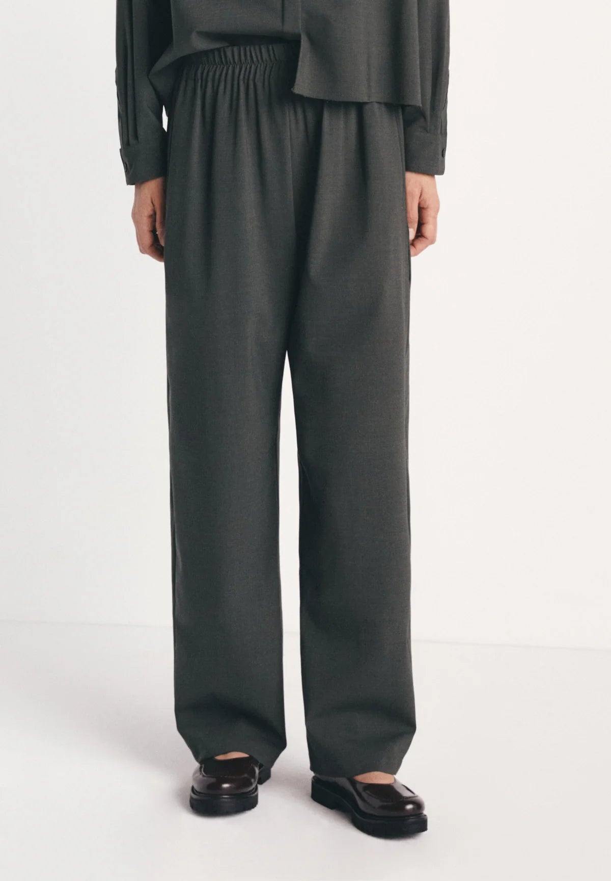 PANTALÓN Masscob AW24 Harvey moss