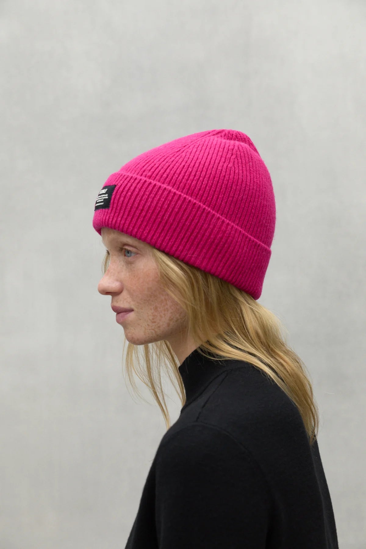 GORRO Ecoalf AW24 Wool rosa