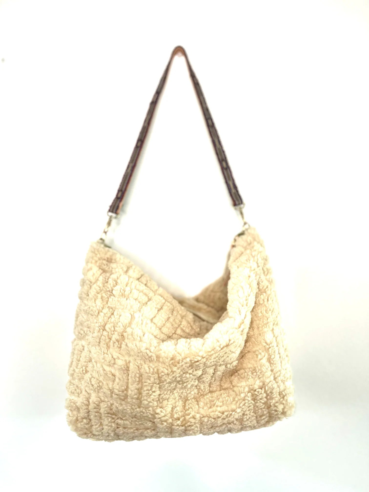 BOLSO Misterce AW25 Teddy bag beige L