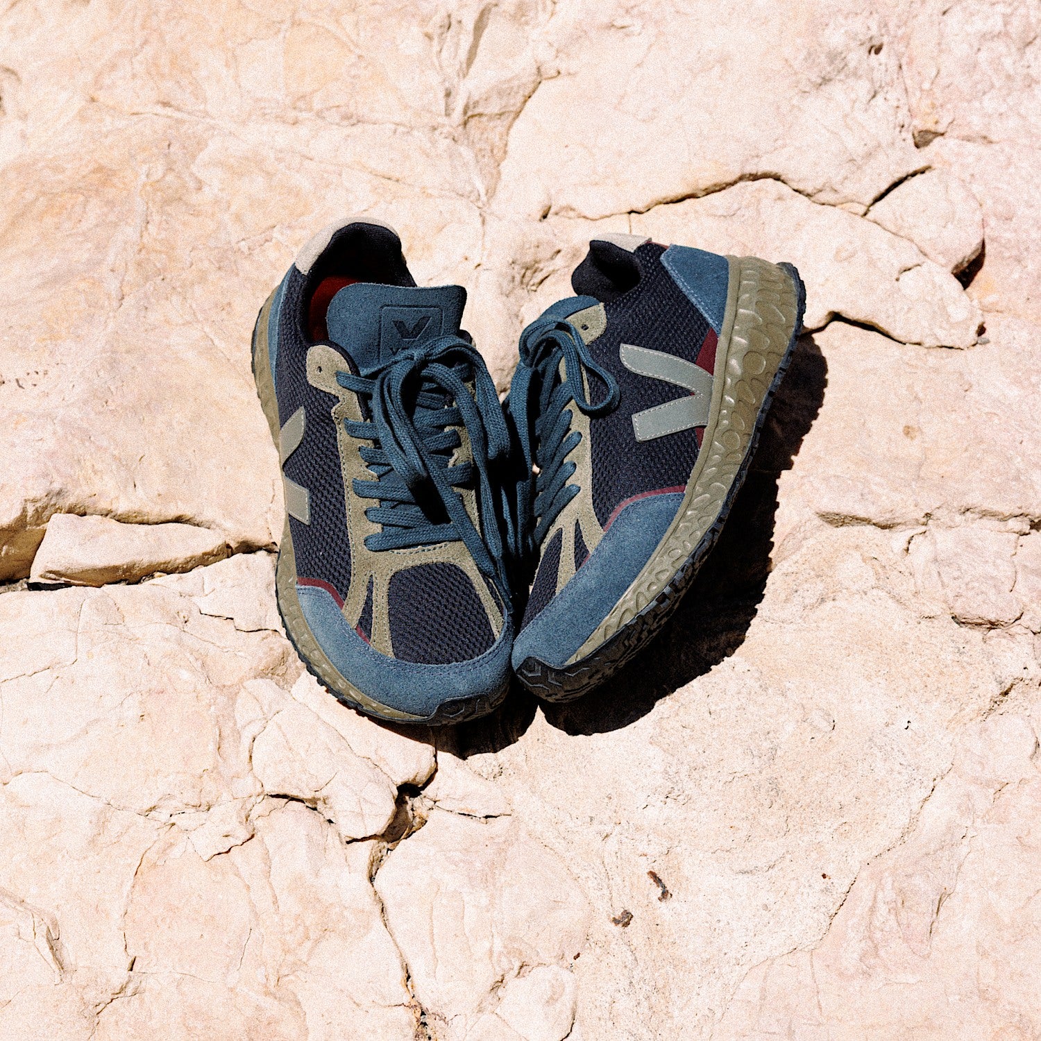 DEPORTIVAS Veja CONDOR ROYALE ALEOMESH black/grey/nautico
