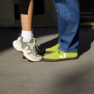 DEPORTIVAS Veja VENTURI II SUEDE KAKI SABLE